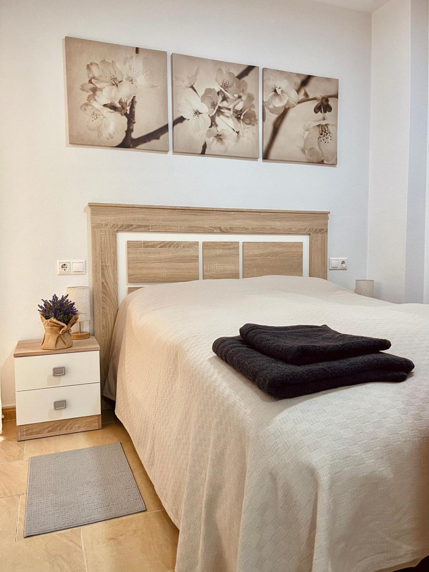 Piso Muy Cerca De La Playa Con Parking Apartment ซานตาโปลา ภายนอก รูปภาพ